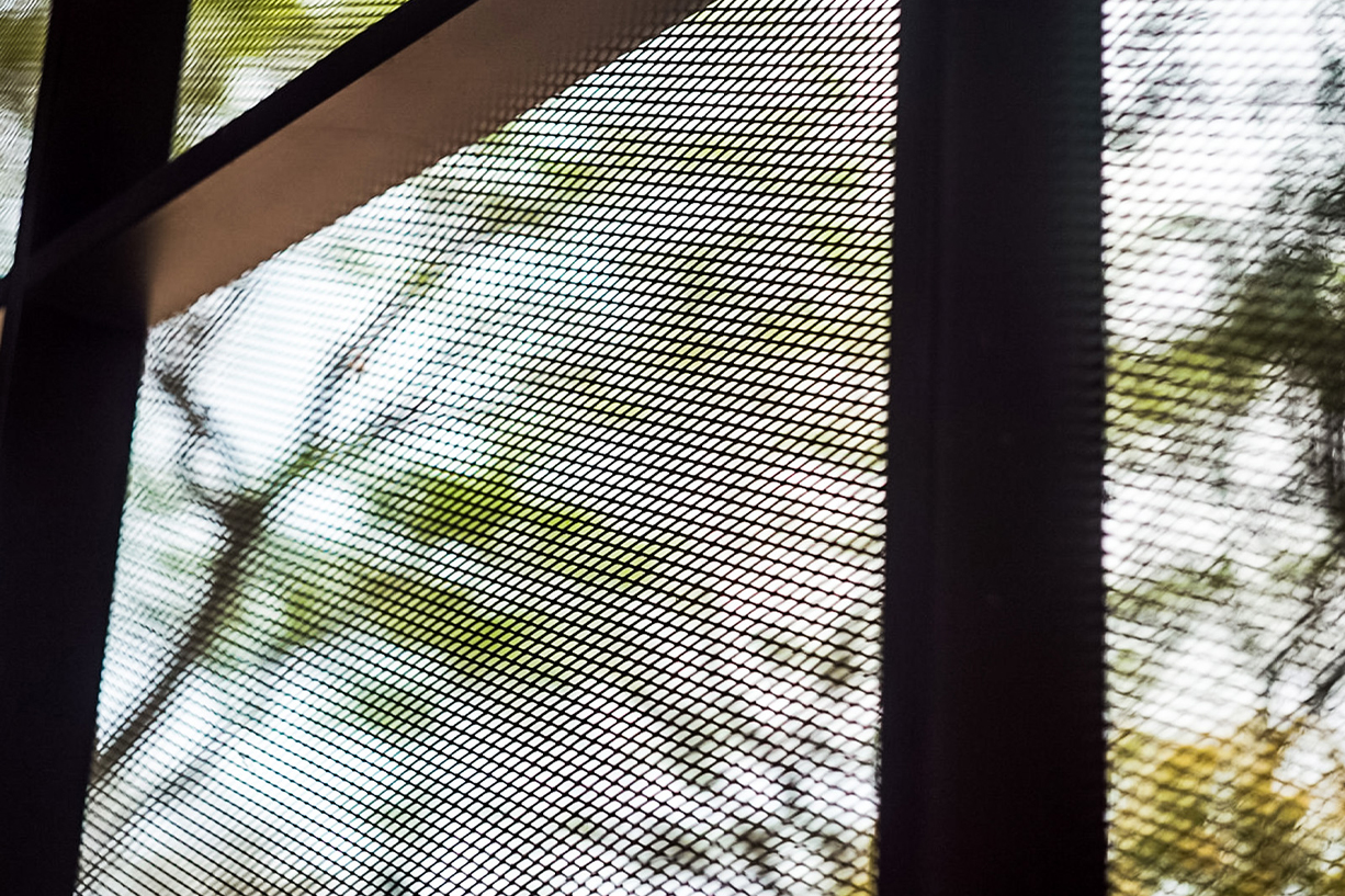 Stroll through the aerial corridor of the Shoushan Zoo to feel the beauty of the Expanded Metal Mesh