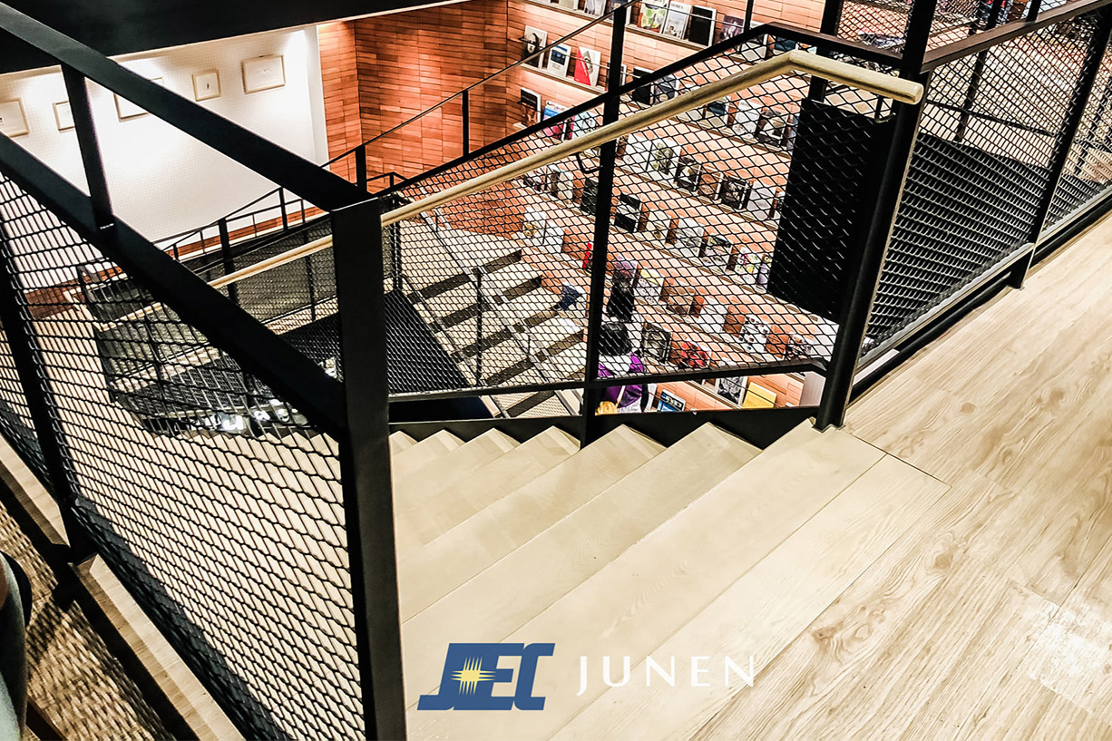 Takuya Bookstore Interior Decoration