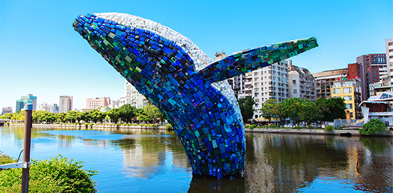 「Whale in Love」