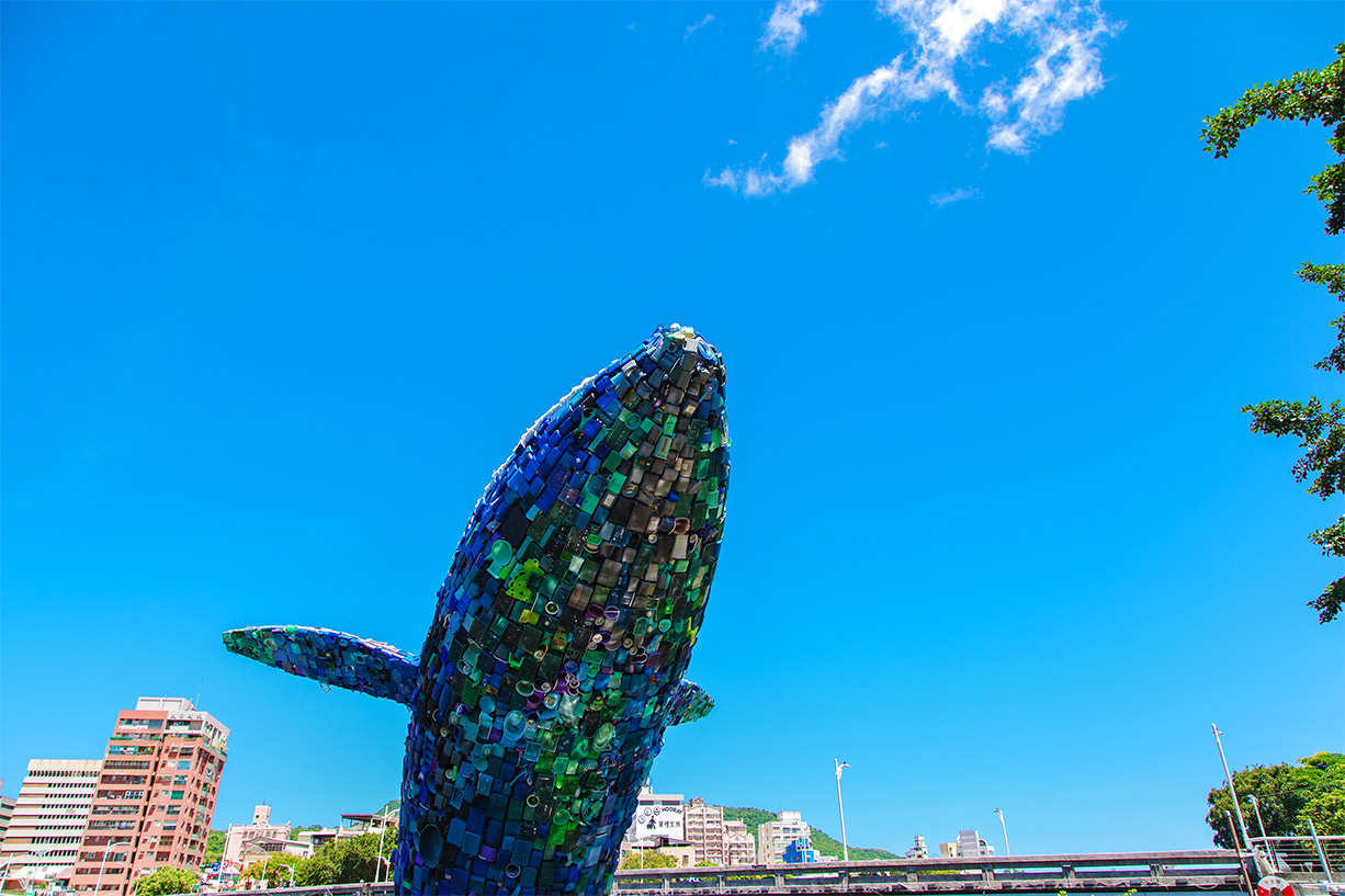 「Whale in Love」